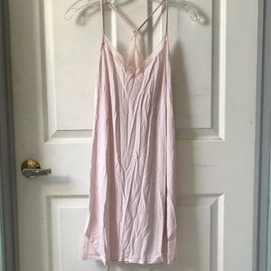 ❌SOLD❌ 💕VICTORIAS SECRECT SLIP💕